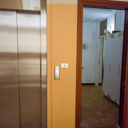 Apartment Bike House 5 